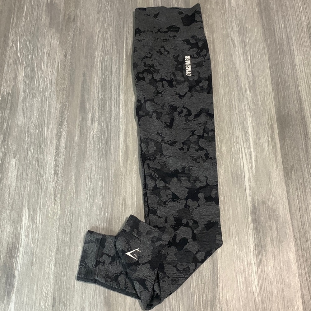 NWOT Gymshark Adapt Camo Leggings